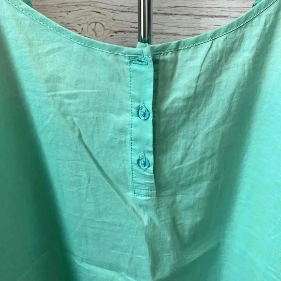 Simply Noelle Tank - Picture 2 of 5